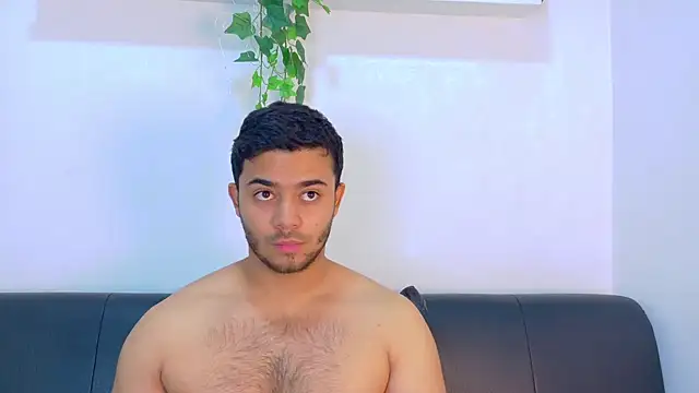Czat XXX na żywo – TylerWest_