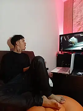 HannibalLestern Live XXX chat