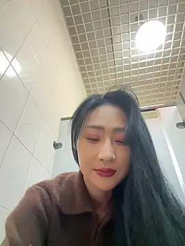 so-linger's Live XXX Chat