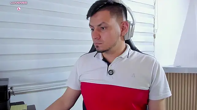 Rick_Adams élő XXX-chatje