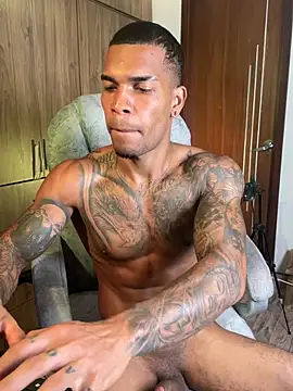 blackboy-strong live XXX chat