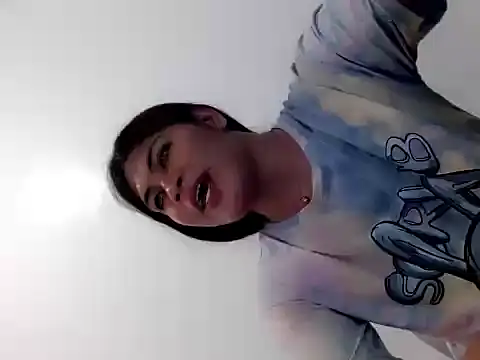 QueenMJのライブXXXチャット