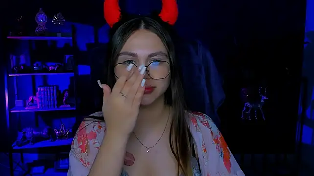MissTessaGlow's Live XXX Chat
