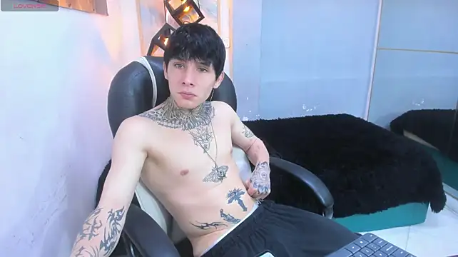 Cry_thereal XXX чат на живо