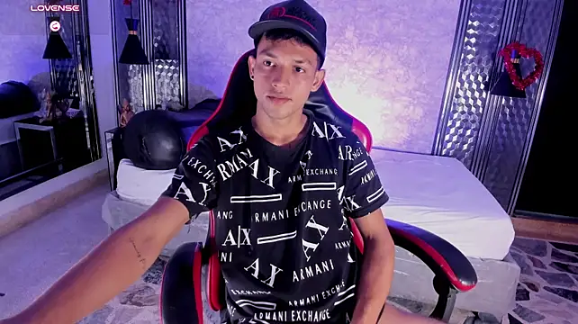 Živý XXX chat JaredTorres_