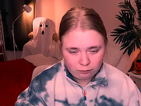 candy_clouds' Live XXX Chat