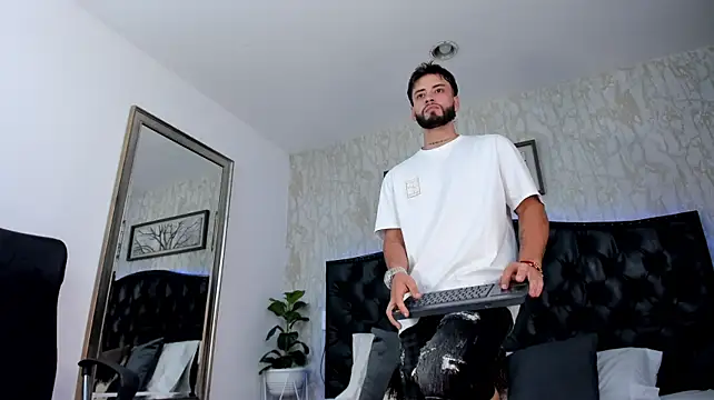 Chatroom XXX en direct de MattDevon