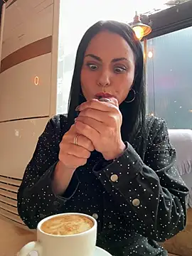 Czat XXX na żywo  – KimKelly13