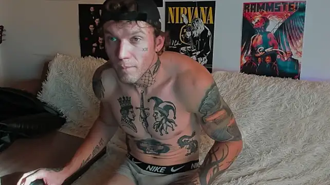 Huntall77 Live XXX-Chat