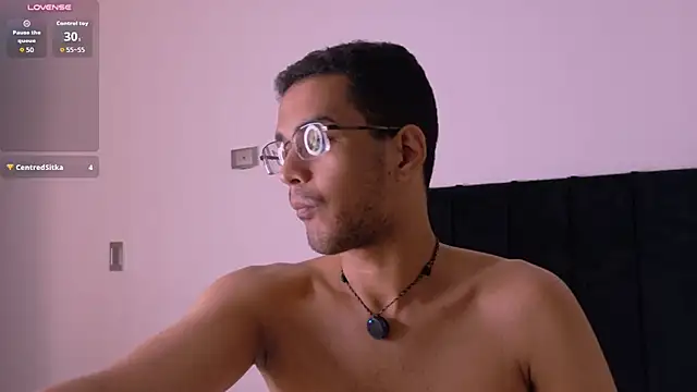 دردشة Pikashu7u7 الجنسية المباشرة