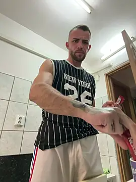 ExtremeDaddyX's Live XXX Chat