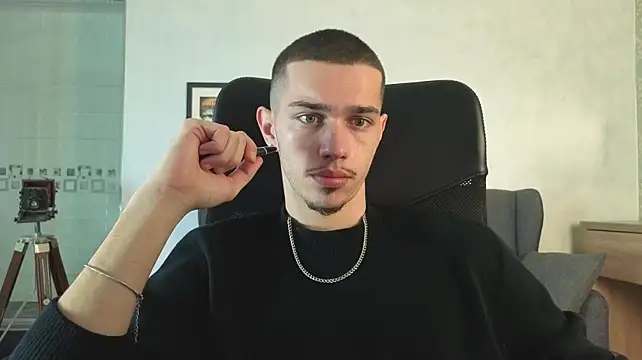 KaydenDrew Chat XXX in diretta