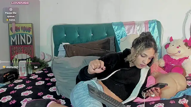 StefanyMiler – Naživo XXX chat