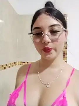 Julianne_valerin's Live XXX Chat