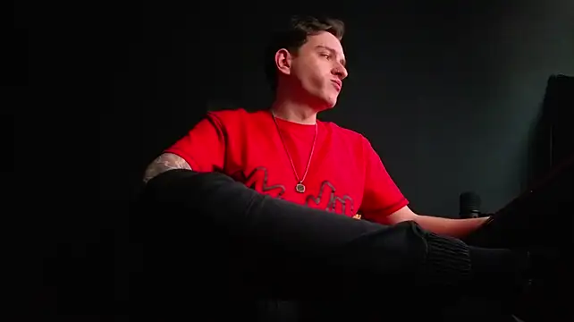 FelixStarkk XXX чат на живо
