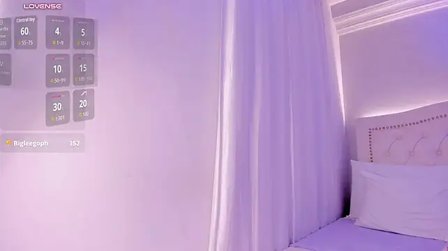Онлайн чат XXX emilly_duque