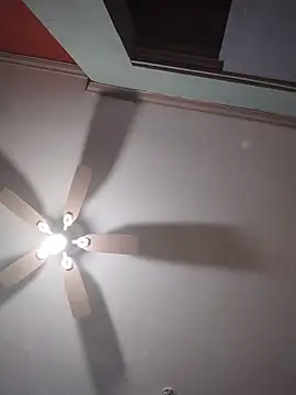 ReallyReallyReal Chat XXX in diretta
