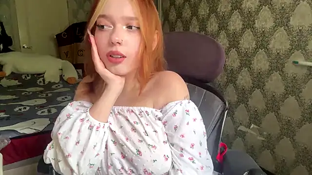 MiaTarlet live XXX chat