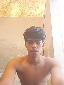הופעת וובקאם של monster_33