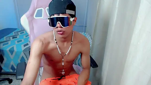 Manuxx2 – Live XXX-chat