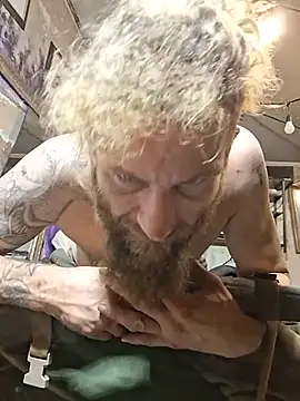 bearded_cross: διαδικτυακό σόου στην κάμερα