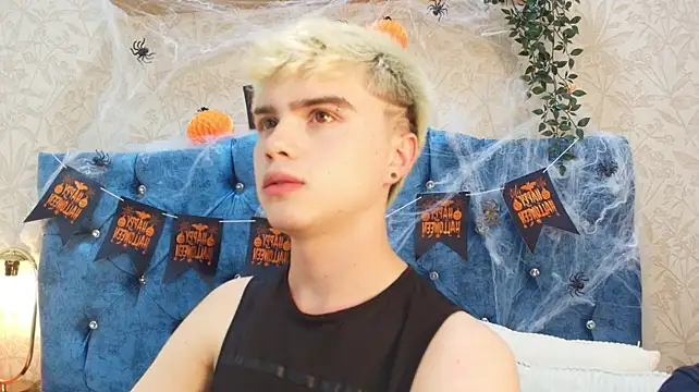 Ian_Stone élő XXX-chatje