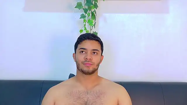 Chat +18 de TylerWest_ ao vivo