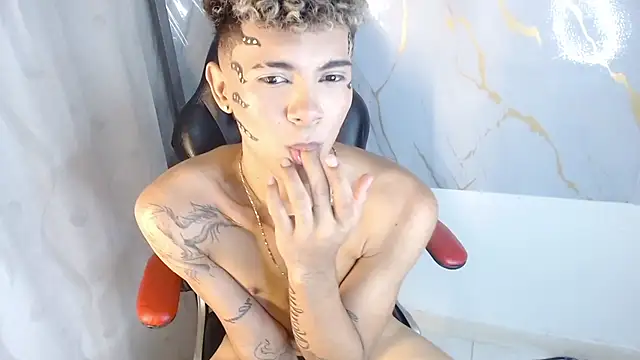 Chatroom XXX en direct de NaimVoss