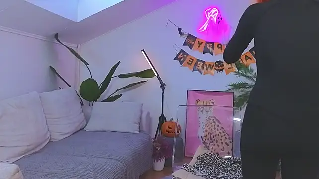 hannahflora's Live XXX Chat
