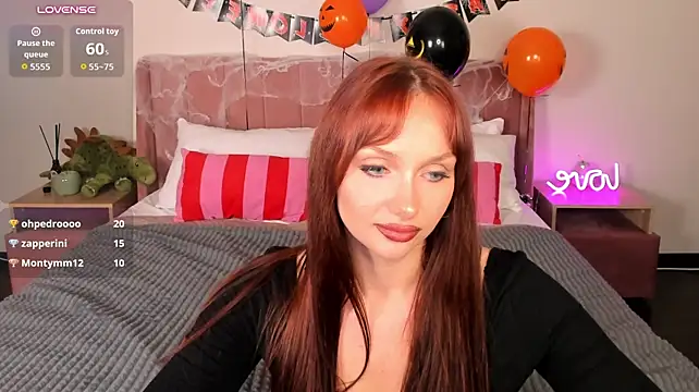 Madeline_Perry Live XXX-Chat