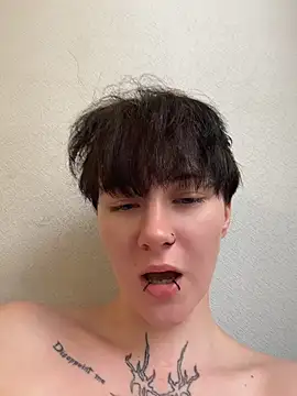 IceMur's Live XXX Chat