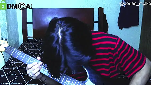 Онлайн чат XXX dorian_molko