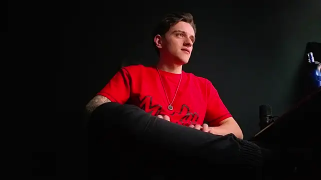 Czat XXX na żywo – FelixStarkk
