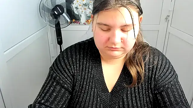 PhoenixFly's Live XXX Chat