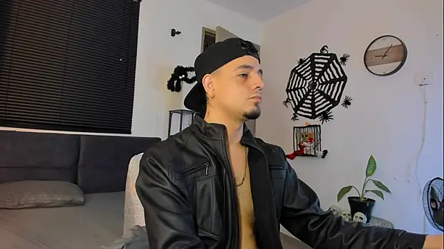 alejandro_calderon1 Chat XXX in diretta