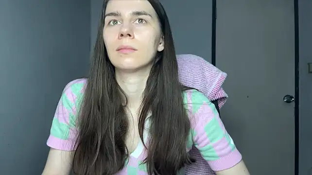 دردشة SassyJessi الجنسية المباشرة