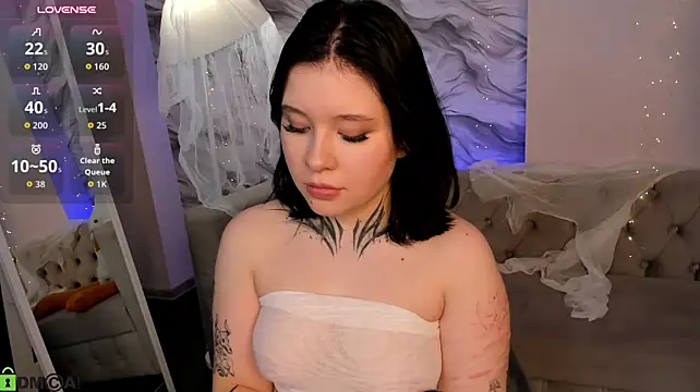 แชท XXX สดของ Kylie-Voss