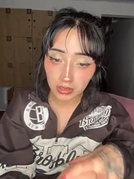 baby_akuma0's Live XXX Chat