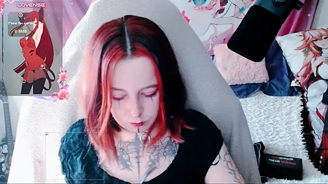Онлайн чат XXX RedVelvetDoll