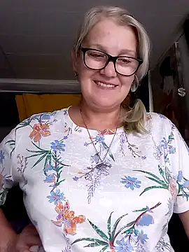 irinamaux Chat XXX in diretta