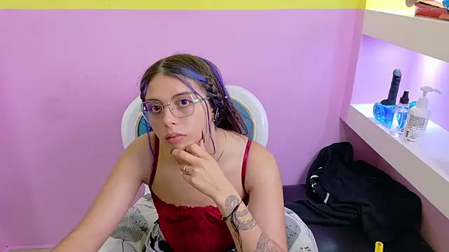 دردشة Kyomi_Hunt الجنسية المباشرة