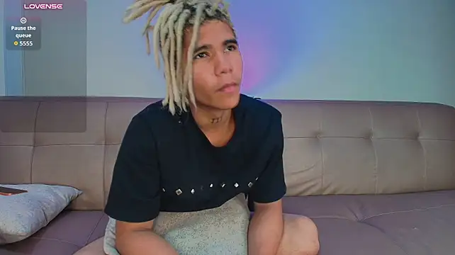 AlanAndAxel élő XXX-chatje