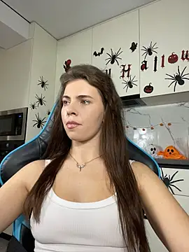 CurlyLara Chat XXX live