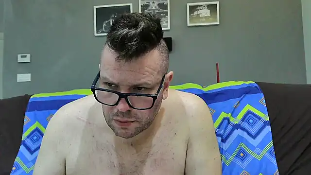 txan9876's Live XXX Chat