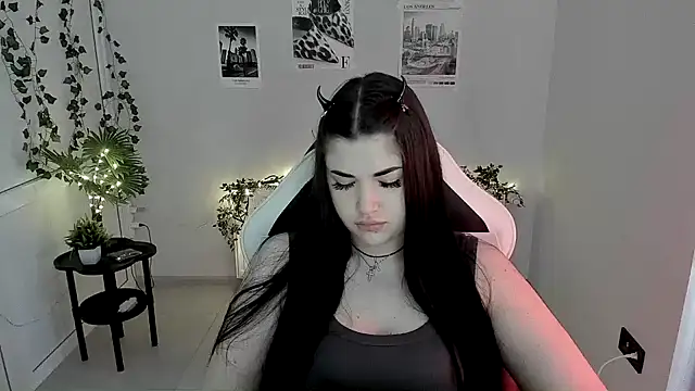 XXX chat uživo modela TinsleyPeach