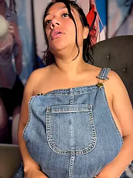 Im_Little's Live XXX Chat