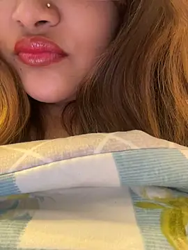Chat +18 de Myra_Exclusive ao vivo
