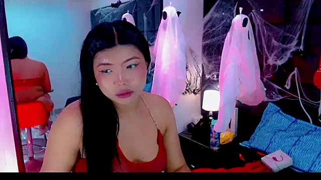 Cloelombard's Live XXX Chat