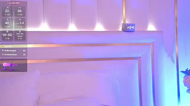 LeyaFoxhall's Live XXX Chat