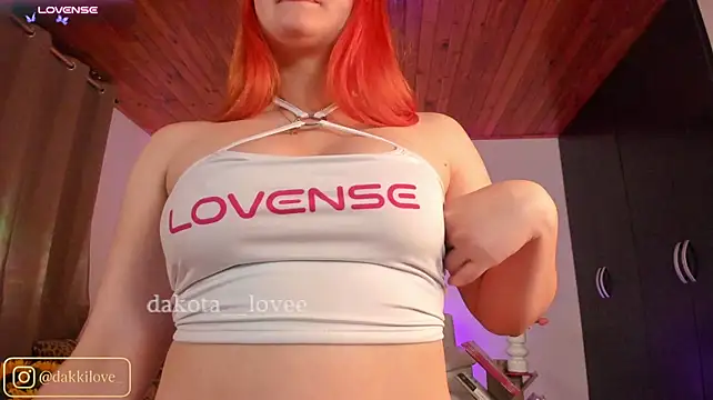 Chat XXX en directo de DAKOTA_LOVEE